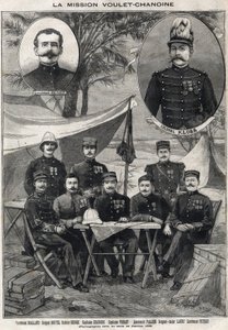 The Voulet-Chanoine mission, French expedition for the colonial conquest of Chad: portrait of Lieutenant Octave Meynier (1874-1961) and Colonel Arsene Klobb (1857-1899) with lower left to right: Lieutenant Joalland, Sergeant Boutel, Doctor