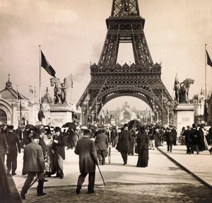 Universal Exposition of 1900 in Paris: View taken at Champs de Mars - Private collection