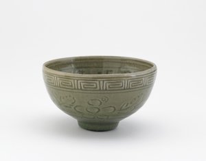 Serving Bowl in Style of Longquan Ware