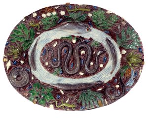 Faience dish with snakes and batrachians