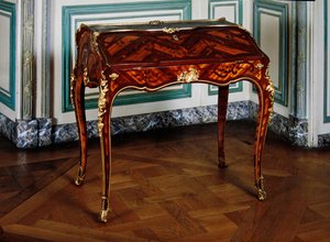 Louis XV Secretaire stamped with the letters B.V.R.B by Bernard van Risenburgh II