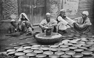 Kashmiri Potters at Work, 1902