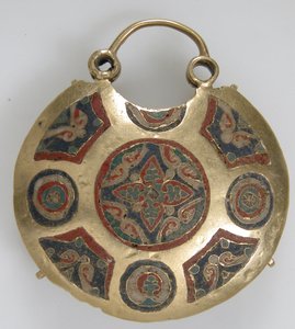 Temple Pendant with Two Birds Flanking a Tree of Life (front) and Geometric and Vegetal Motifs (back), Kievan Rus