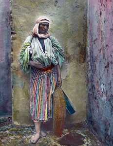 Moroccan woman, image date: circa 1910, Carl Simon Archive
