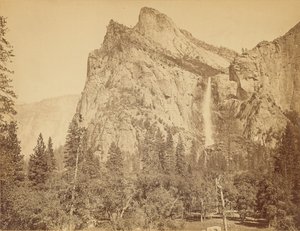 Bridal Veil, 900 Feet High