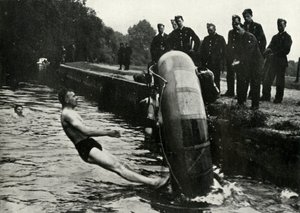 RAF personnel learning to use a dinghy