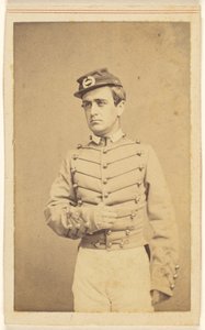 Unidentified Union Soldier, Standing