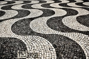 Wavy Cobblestone Mosaic