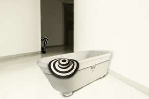 Elegant Bathtub Fashion