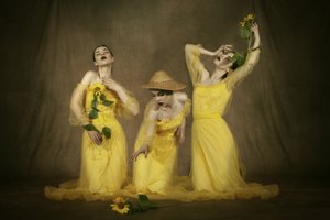 Ethereal Sunflower Women