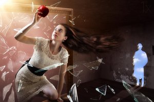 Mysterious Apple Dream