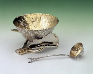 Sugar boat and sifter, manufactured by Hukin and Heath