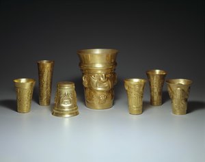 Beakers, 900-1100