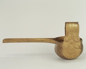 Ritual vessel for pouring libation