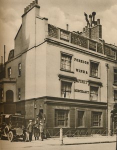 The Running Footman, A Picture of the Old Mayfair by Donald McLeish