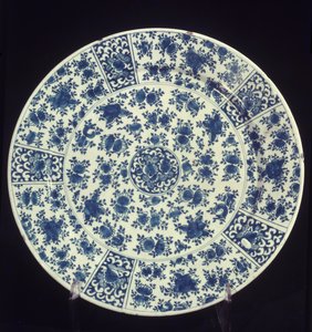 Plate with blue rose pattern