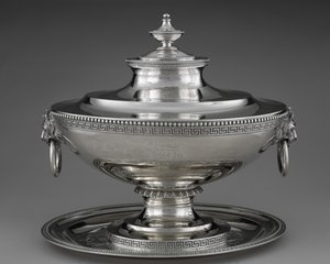 Soup Tureen with Underplate