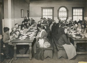 Immigrants Served a Free Meal at Ellis Island