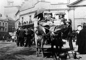 Horse Cabs, Oxford Street, Kidderminster, 1910