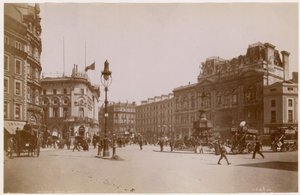 Piccadilly Circus, London by English Photographer