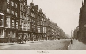 Pont Street, London by English Photographer