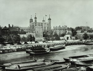 Tower of London: from the river, 1895