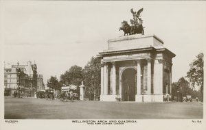 Wellington Arch and Quadriga, Hyde Park Corner by English Photographer