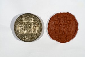 Circular seal with New College coat of arms