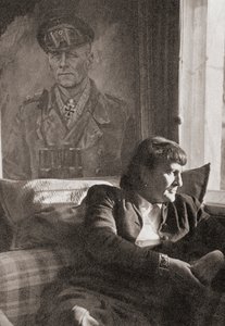 Frau Rommel by English School
