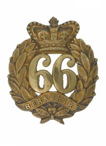 Glengarry badge by English School