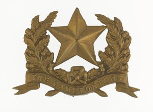 Glengarry badge by English School