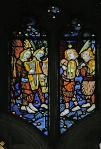 Window depicting musician angels with harps and crwth (Welsh fiddle)