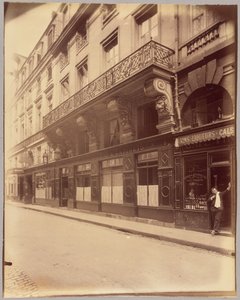 6-8 rue de Valois by Eugène Atget