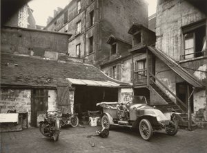 Courtyard, Rue de Valence by Eugène Atget