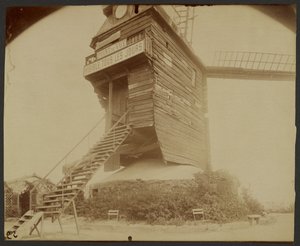 Montmartre, Moulin de la Galette, Rue Lepic