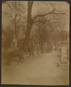 Père Lachaise by Eugène Atget