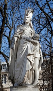 Statue of Margaret of Anjou