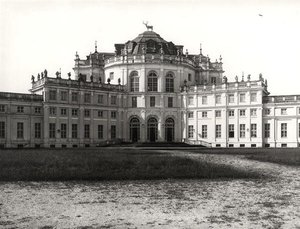 Hunting Mansion