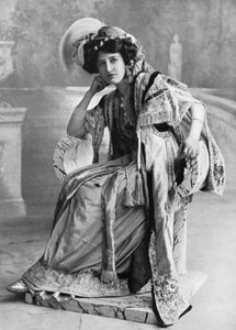 Elizabeth Firth