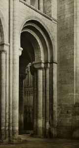 Ely Cathedral: Nave, Southwest Corner