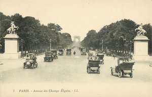 Paris, Avenue des Champs Elysees by French Photographer