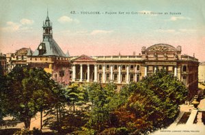 Toulouse, Capitole, Donjon, Square by French Photographer