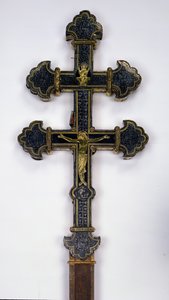 Cross, from Clairmarais Abbey (gold inlaid with semi-precious stones)