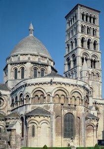 Exterior view of the chevet with the absidial chapels and the belltower, built c.1125-1135