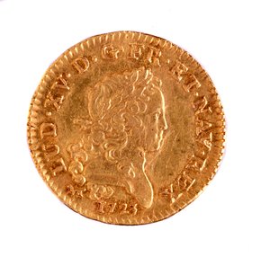 Golden French Louis, Reign of King Louis XV (1715-1774) 1723. Diam. 2.3 cm Naples, Museo Archeologico