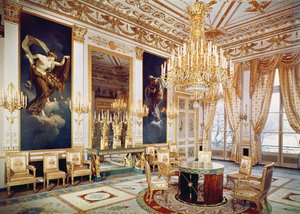 Interior of the Salon des Quatre Saisons