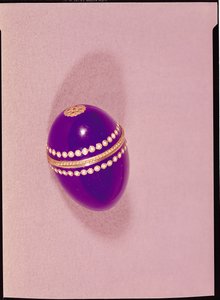 Necessaire in the shape of an egg, Sevres, 1775 by French School