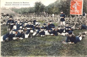 Postcard depicting the German infantry on manoeuvres