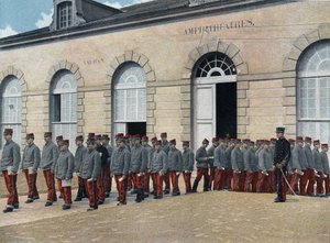 Special military school of Saint-Cyr, interior service: Exit from the amphitheatre