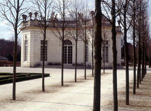 View of the Trianon in Versailles in the Yvelines (78) by French School